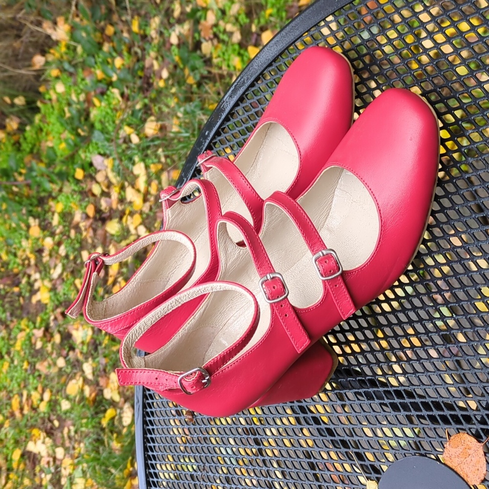 UNBRANDED red maryjane leather shoes